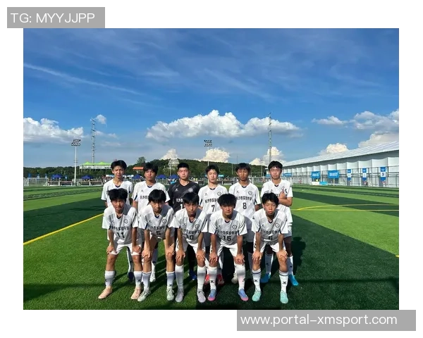 足球的魅力与激情探讨：从绿茵场上的传奇到球迷心中的热爱